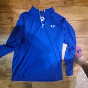 Under armor pullover